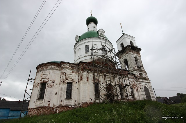 Никольский храм в Мугреево-Никольском