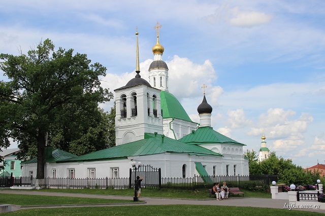 Спасская и Никольская церкви