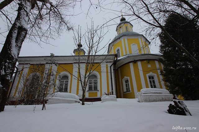 Крестовоздвиженский храм в Татаринцево